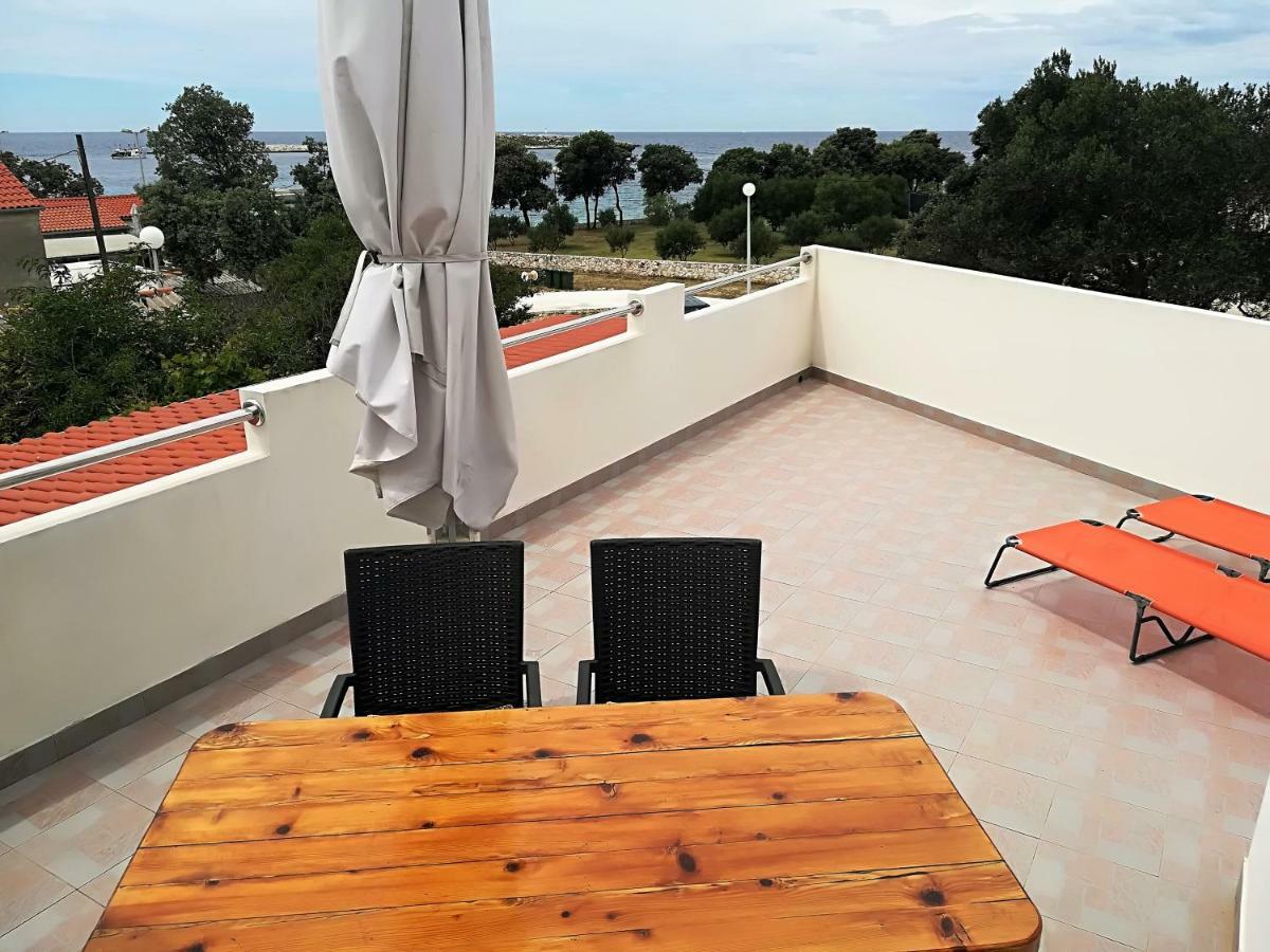 Apartman Rosanda 1 Premuda Экстерьер фото