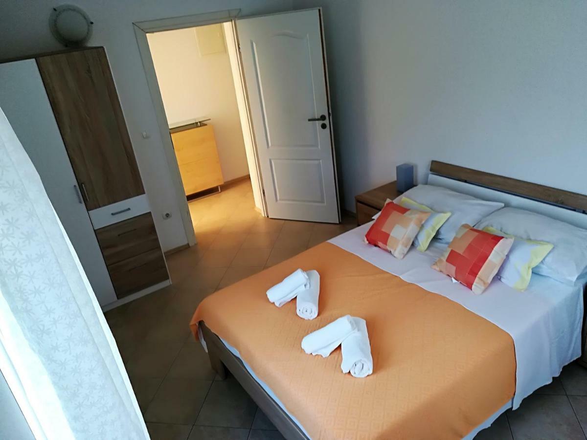 Apartman Rosanda 1 Premuda Экстерьер фото